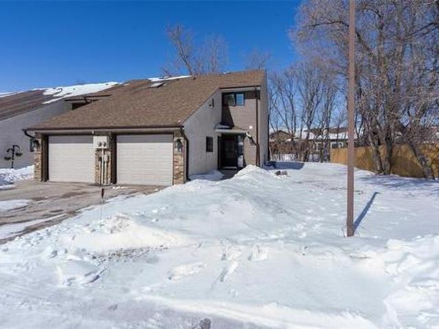 Townhouse for sale in East St. Paul, Manitoba
