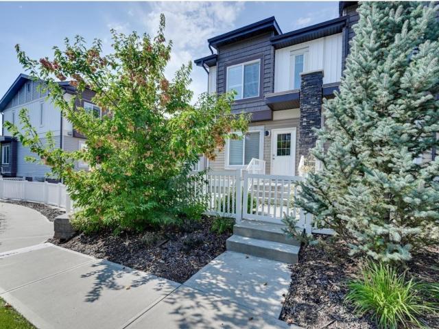 Townhouse for sale in Wedgewood, Alberta