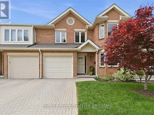 Townhouse for sale in Niagara, Ontario