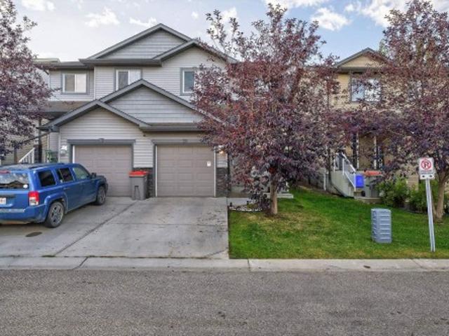 Duplex for sale in Spruce Grove, Alberta