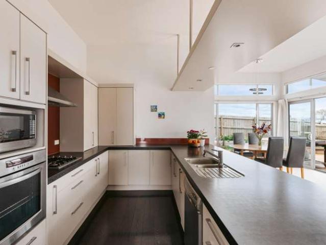 House for sale in Pyes Pa, Greerton