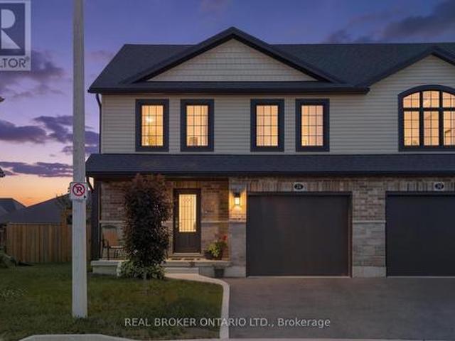 House for sale in Waterford, Ontario