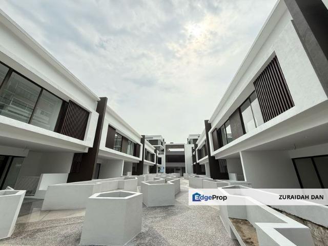 House for sale in Petaling, Damansara Damai