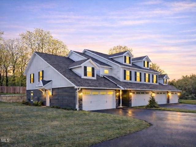 Condo for sale in Saratoga, New York