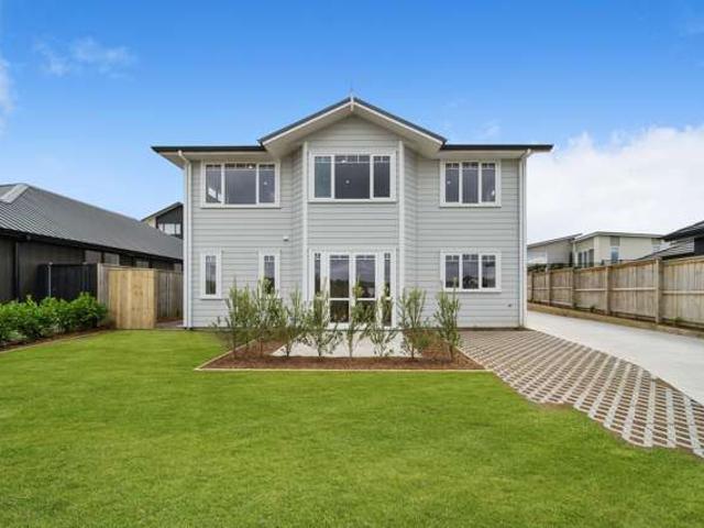 House for sale in Awhitu