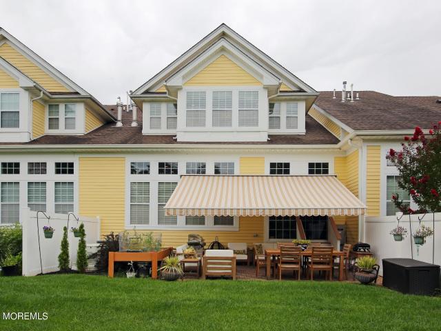 House for sale in Tinton Falls