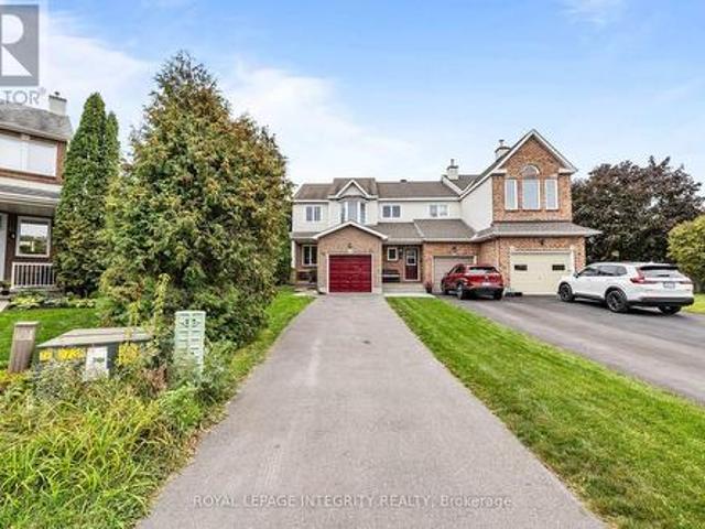 House for sale in Barrhaven East, Ottawa