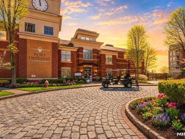Condo for sale in Hudson, New Jersey