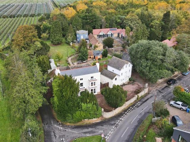 House for sale in Oad Street, Kent
