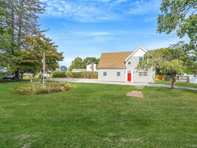 House for sale in Centereach, New York