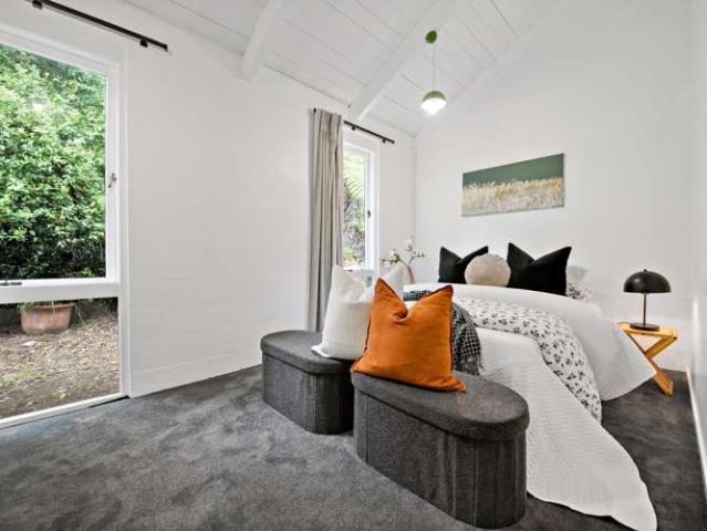 House for sale in Castor Bay