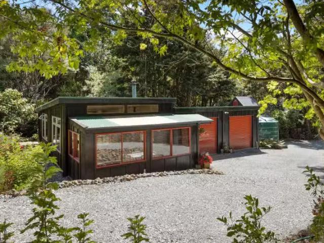 House for sale in Kawau Island