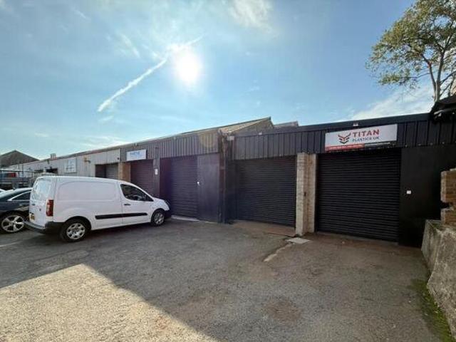 House for sale in Barling