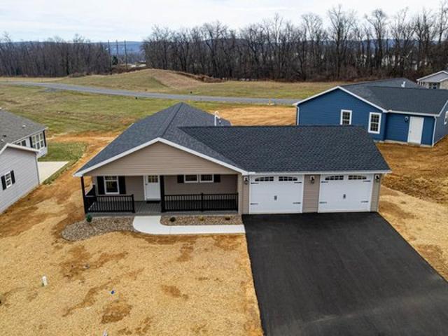 House for sale in Cumberland, Pennsylvania