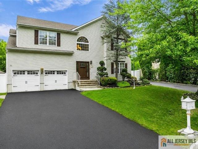House for sale in Cliffwood, New Jersey