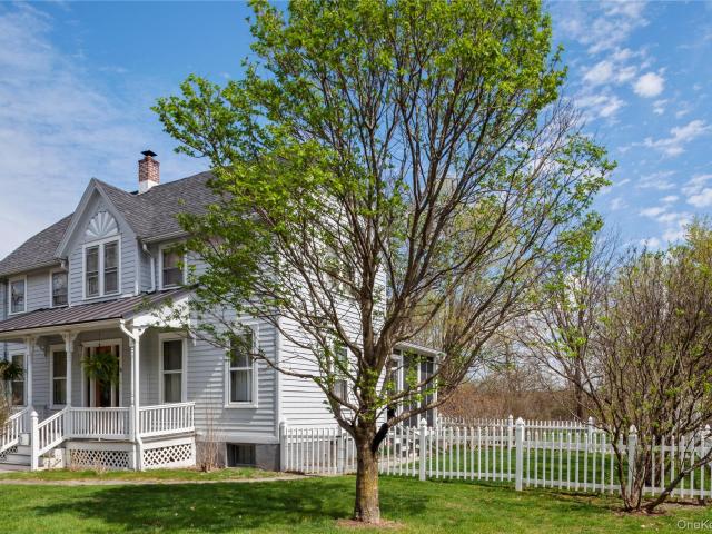 House for sale in Kinderhook, New York