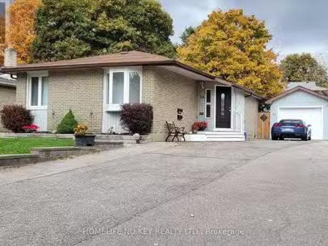 House for sale in Barrie, Ontario