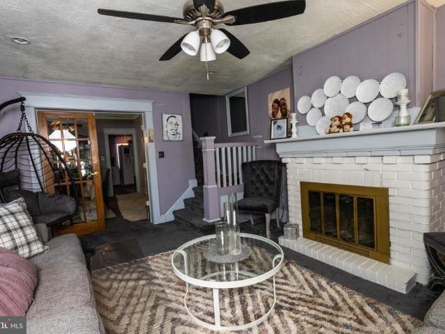 Townhouse for sale in Trenton, New Jersey