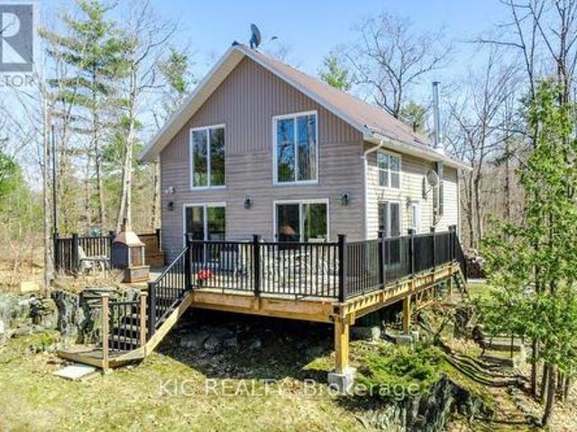 House for sale in Methuen, Ontario