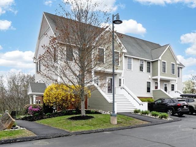 Townhouse for sale in South Portland, Maine