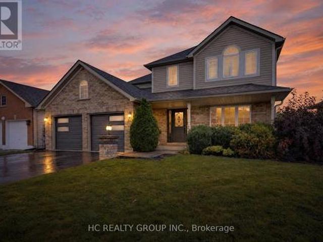House for sale in Barrie, Central Ontario