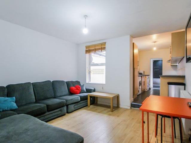 Room for rent in Bournbrook, West Midlands