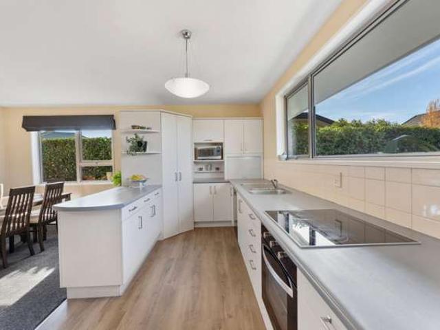 House for rent in Saint Albans, Canterbury