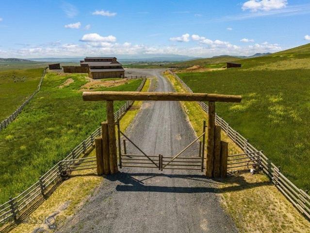 House for sale in Three Forks, Montana