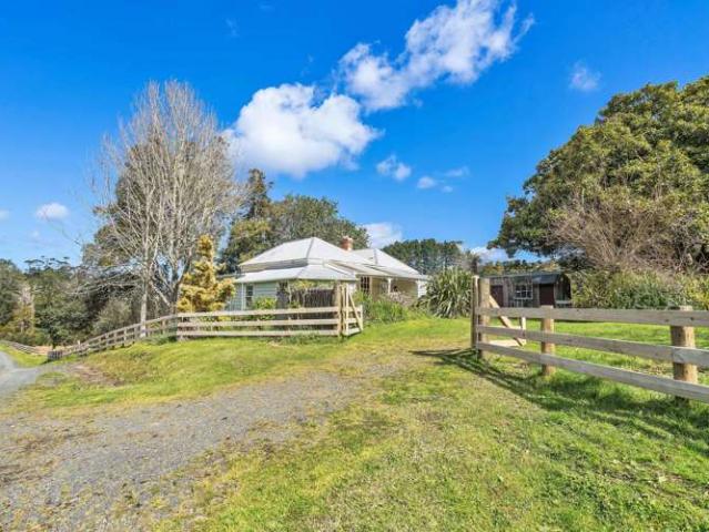 Property for sale in Mahurangi