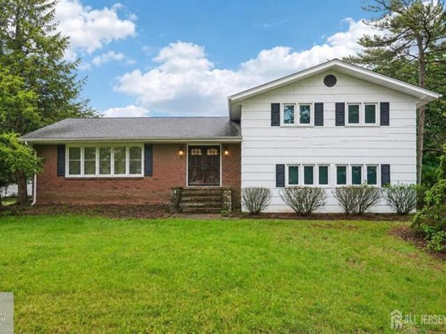 House for sale in Piscataway, New Jersey