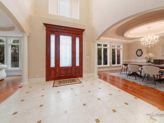 House for sale in Illinois