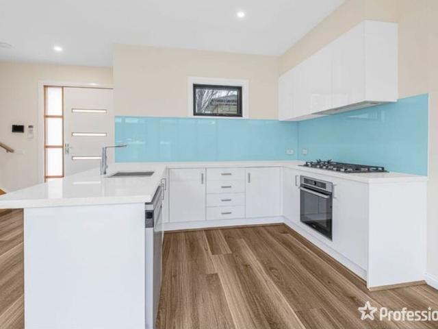 Townhouse for rent in Melbourne
