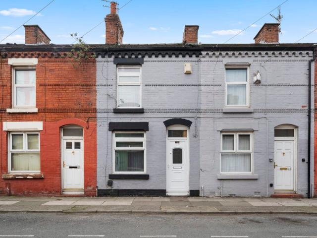 House for rent in Calderstones