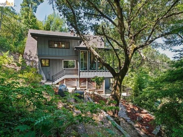 House for sale in Orinda, California