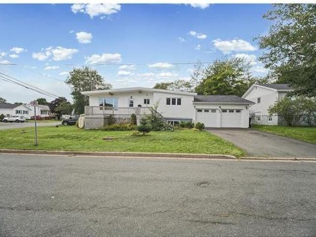 Property for sale in Mount Pearl, Newfoundland