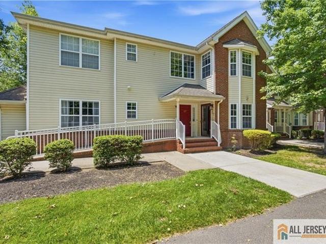 Condo for sale in Piscataway, New Jersey