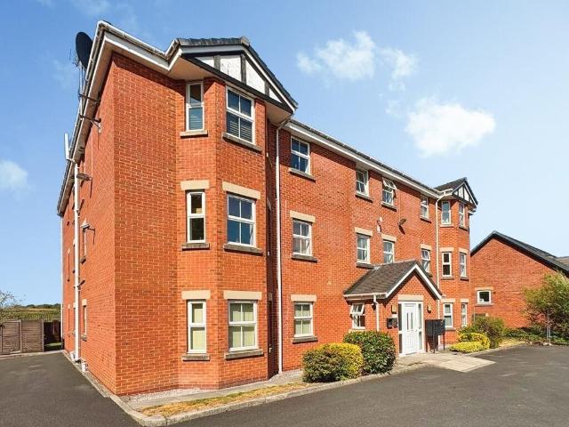 Apartment for rent in Leigh, Wigan
