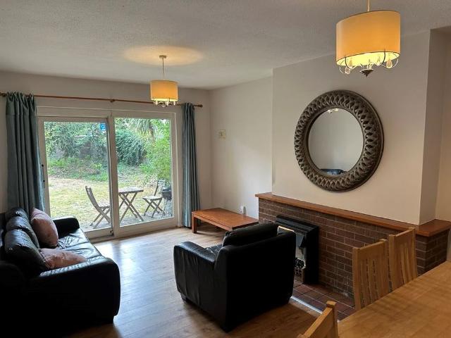 Apartment to rent in Bluebell, North Tipperary