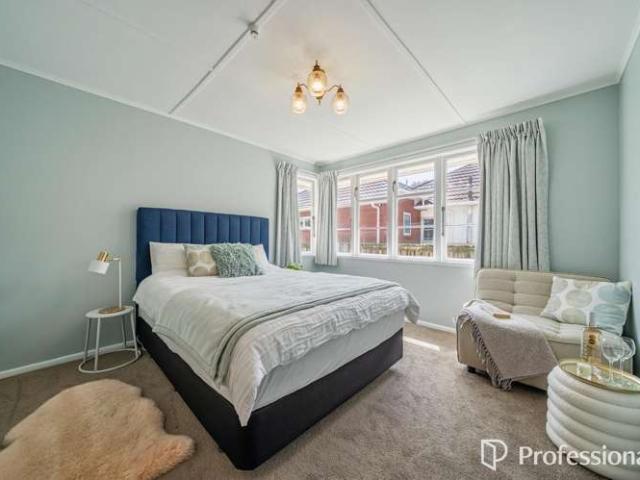 House for sale in Days Bay, Wellington