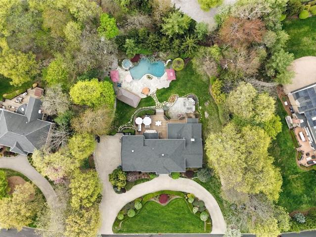 House for sale in Mahwah