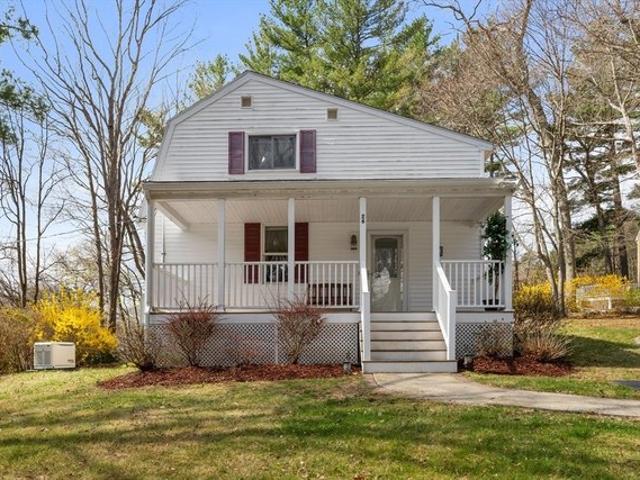 House for sale in Upton, Massachusetts