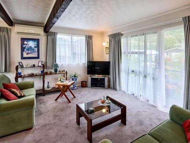 House for sale in Pauatahanui, Wellington