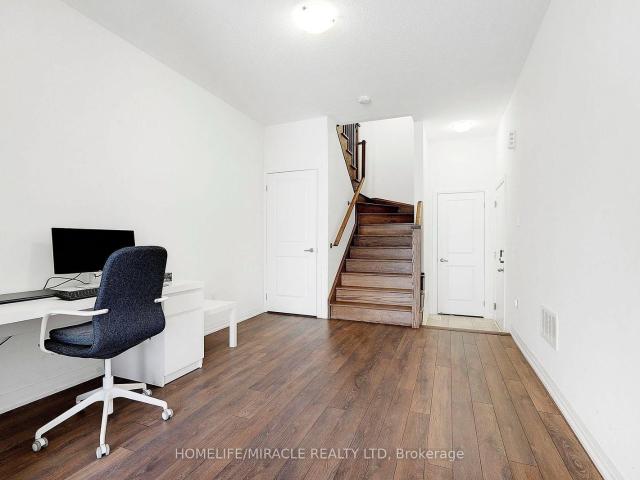 Townhouse for sale in Woburn, Ontario