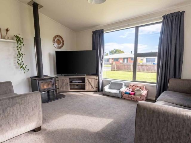 House for rent in Otaki Beach, Wellington
