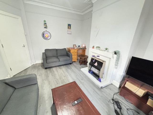 House for rent in Hyde Park, West Yorkshire