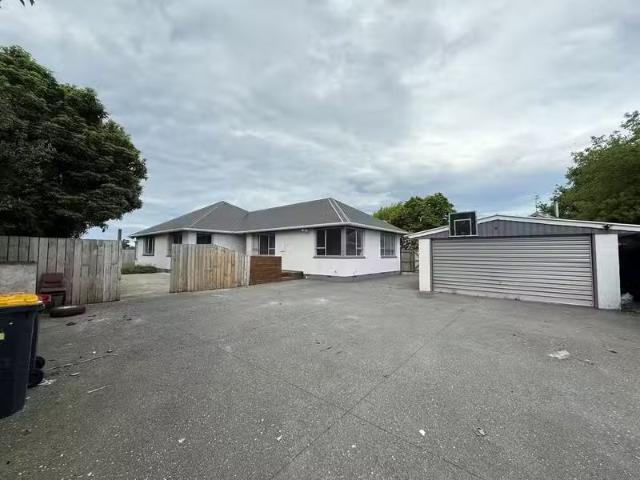 House for sale in Shirley, Canterbury