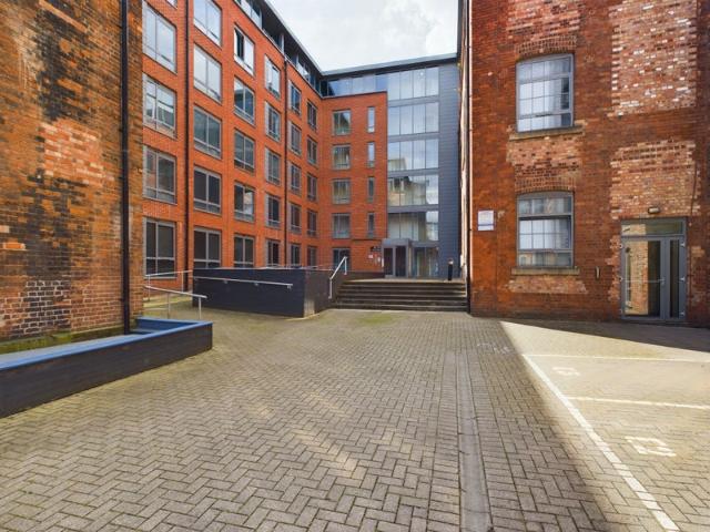 Apartment for rent in The Meadows, Haddon
