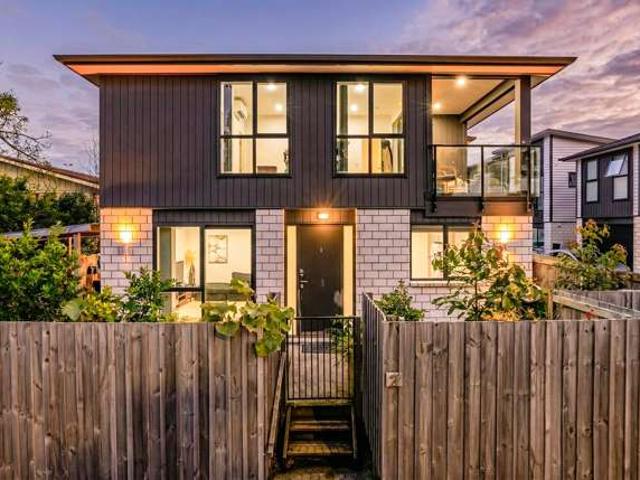 House for sale in Papakura