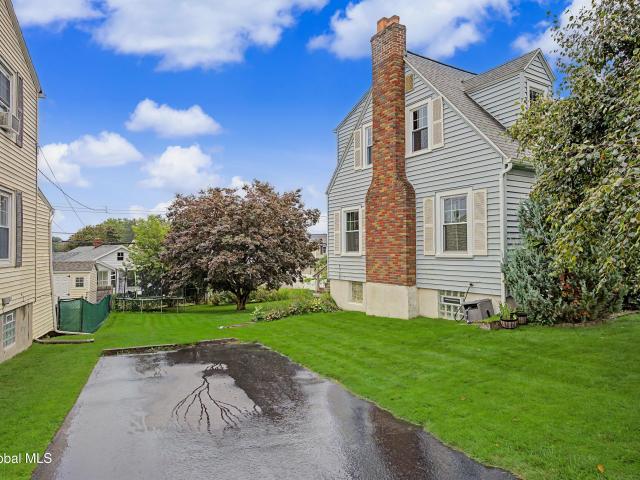 House for sale in Colonie, New York