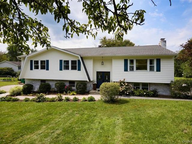 House for sale in Millbrook, New York